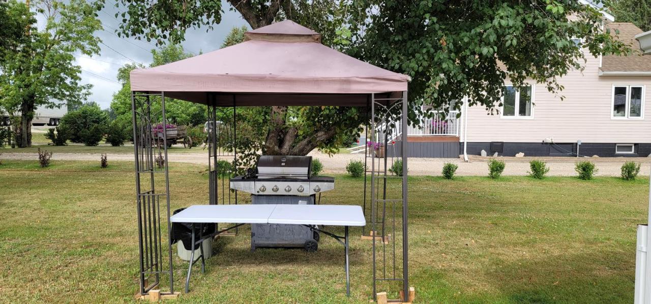 Neepawa Motel Εξωτερικό φωτογραφία
